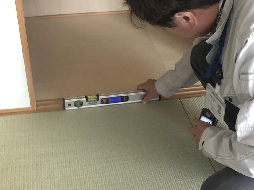水平器での検査