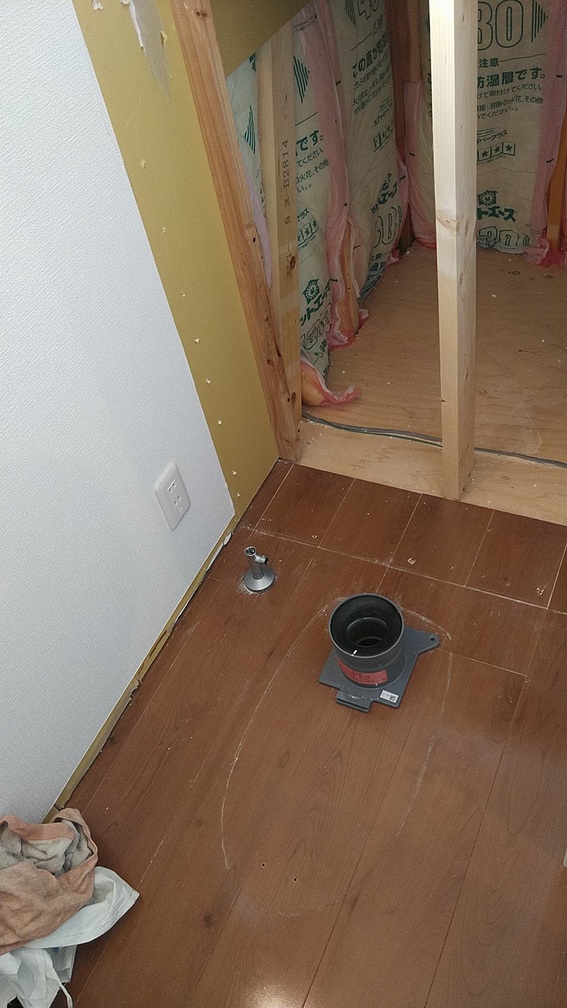 新築一戸建てトイレ配管なおし