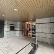 福岡市中央区六本松 3-1-52 コアマンション桜坂プレジオ弐番館　エントランス３