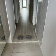 福岡県飯塚市堀池 アルファステイツ飯塚駅８F　角部屋　玄関