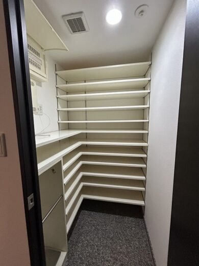 福岡市中央区赤坂3丁目 パークコート赤坂ヒルトップレジデンス シュークローゼット 福岡市中央区赤坂3丁目 パークコート赤坂ヒルトップレジデンス シュークローゼット