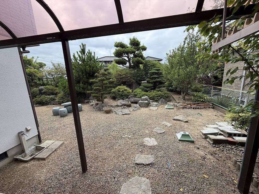 福岡市福津市光陽台３丁目戸建て庭園